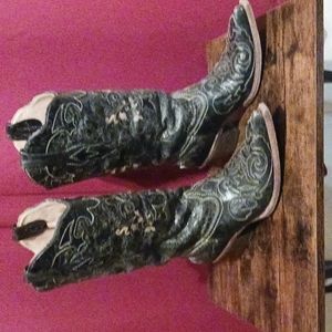 Coral Vintage Women's Boots